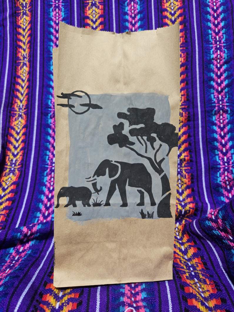 The Grand Elephant - Includes 10 bags